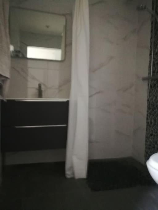 Studio D'Hotes Climatise Floirac  Kültér fotó
