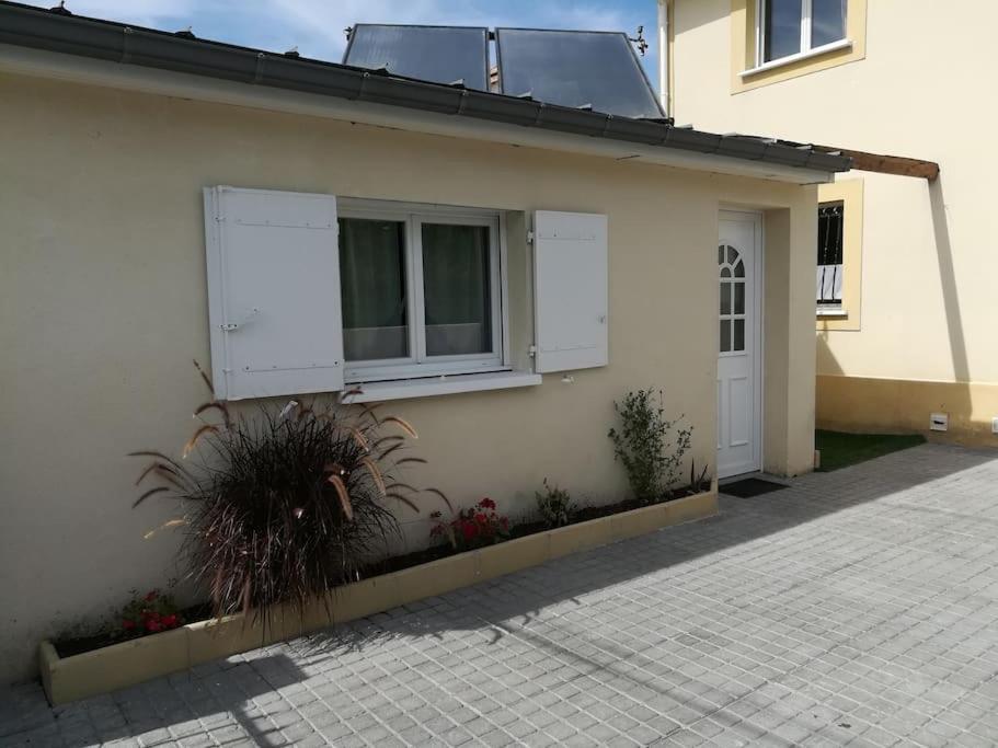 Studio D'Hotes Climatise Floirac  Kültér fotó